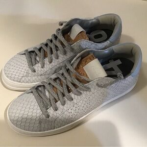 P448 Womens Sneakers - SZ 40